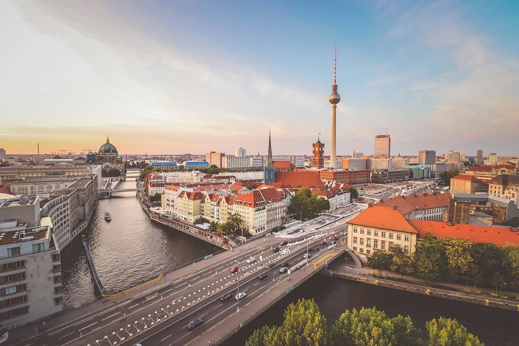 Cosa Vedere a Berlino: Guida per un Weekend Indimenticabile Cosa vedere a berlino – Cosa Vedere a Berlino: Guida per un Weekend Indimenticabile